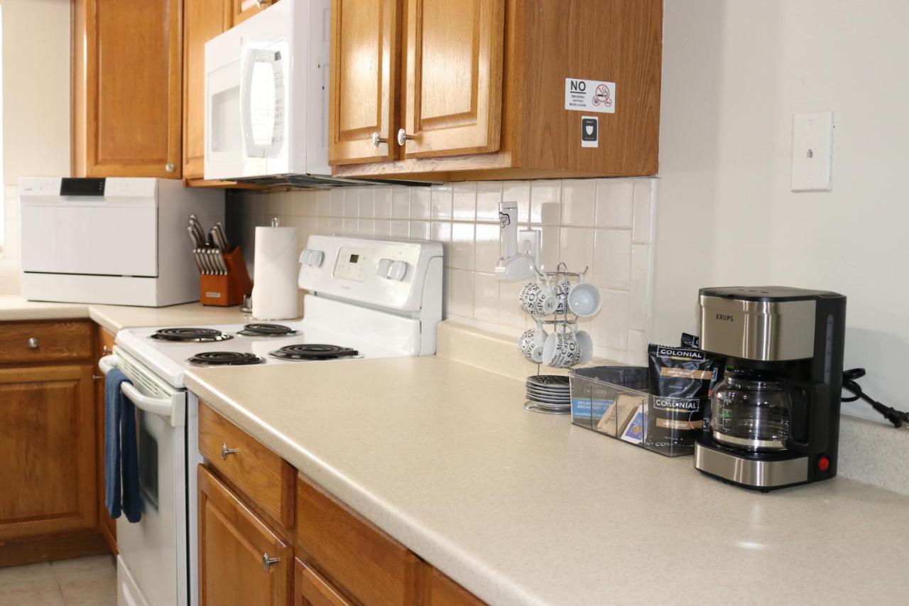 Hidden Sapphire-Apartment With Kitchen And Laundry Lakeland Eksteriør billede
